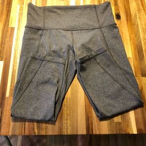 Athleta Salutation Stash Pocket Capri